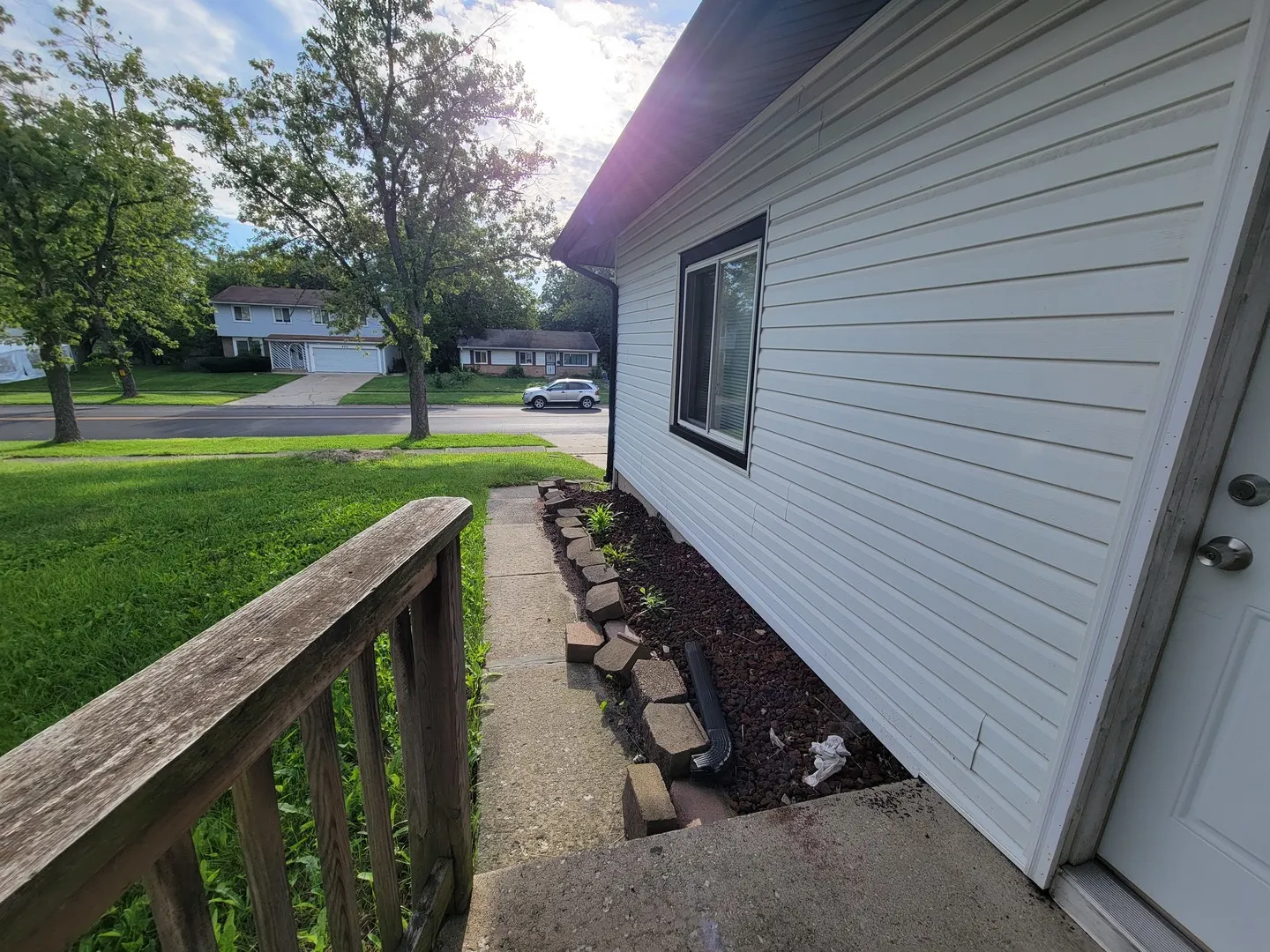 906 Blackhawk Drive IL