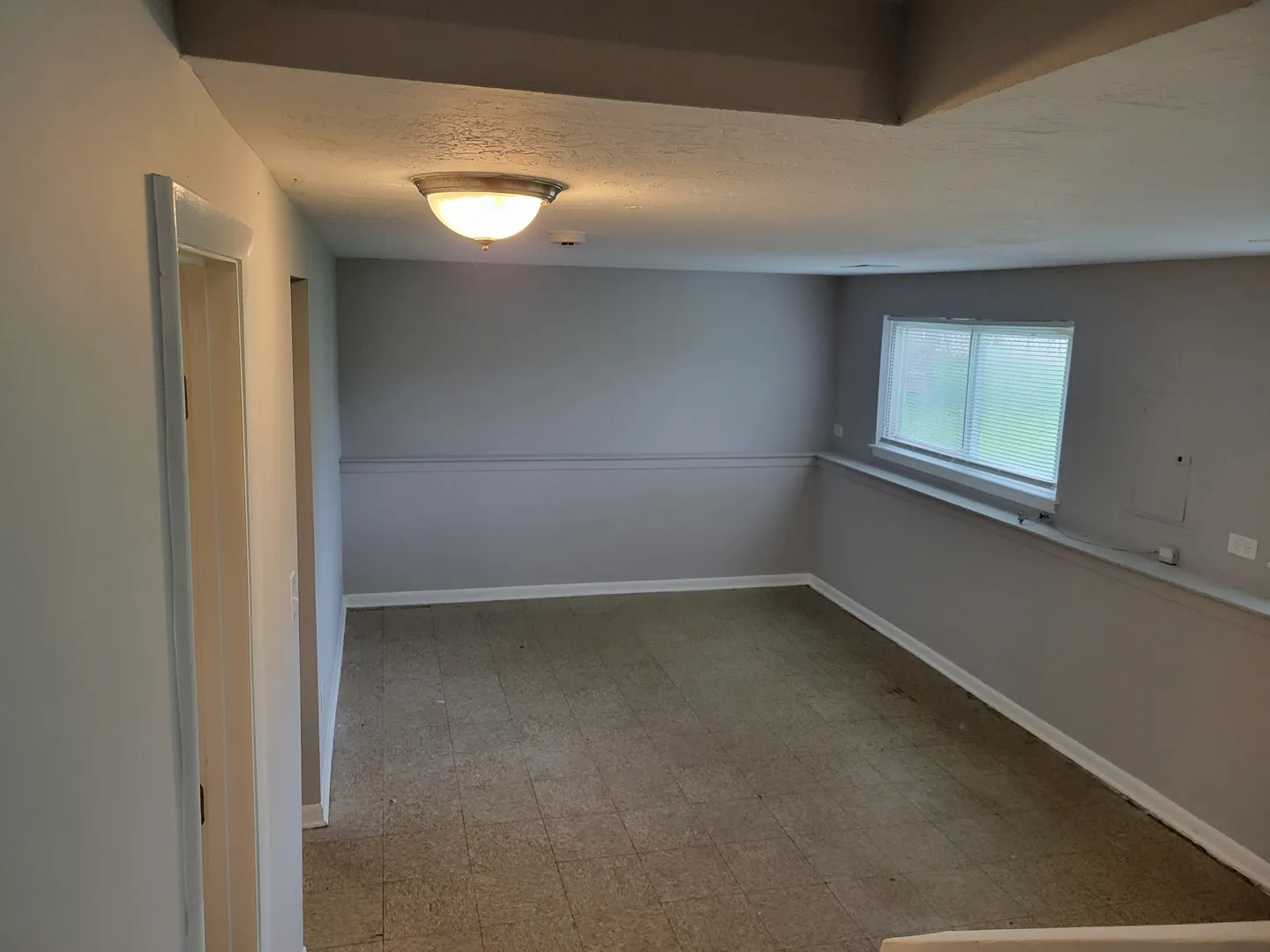 906 Blackhawk Drive IL