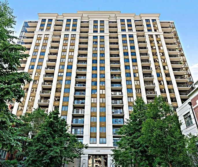 1322 S PRAIRIE Avenue 1705 IL