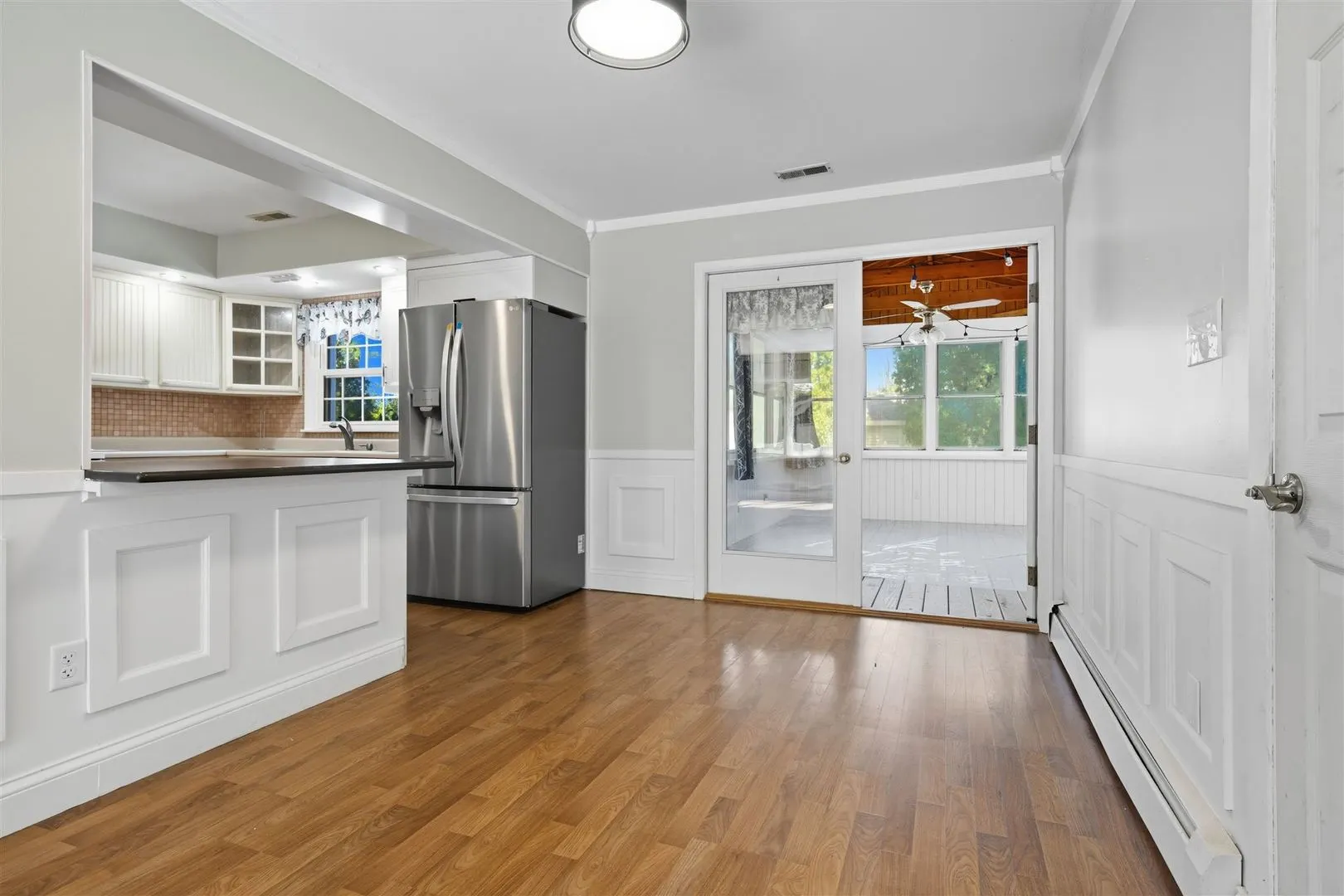402 Bradley Lane IL