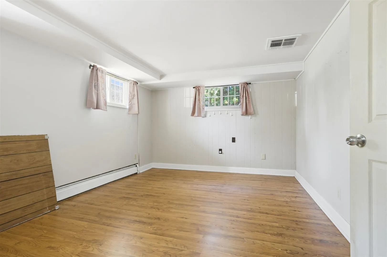 402 Bradley Lane IL