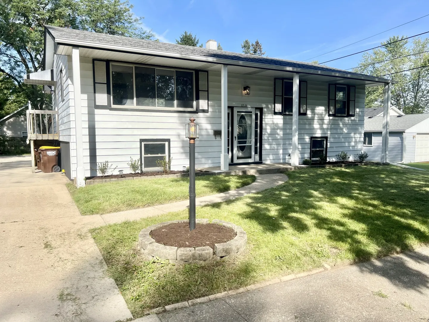 1713 Maple Avenue IL