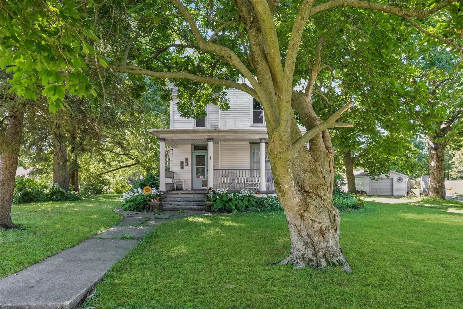 205 E Cole Street IL