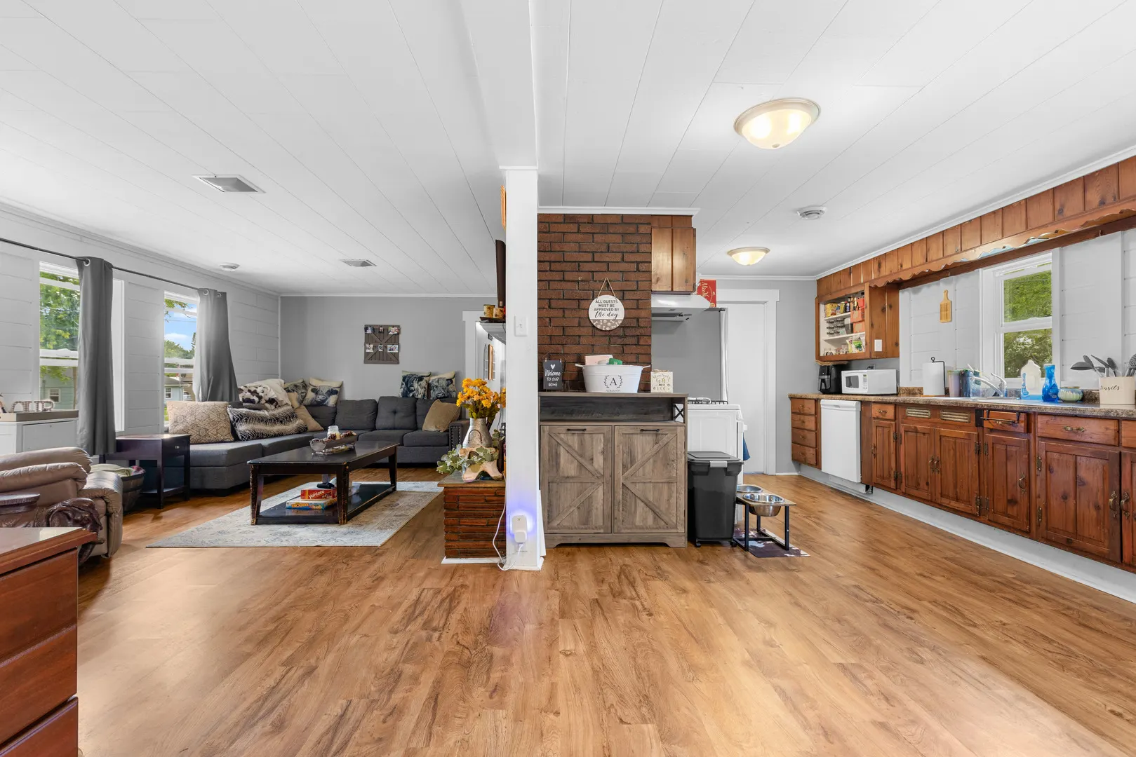 306 W Front Street IL