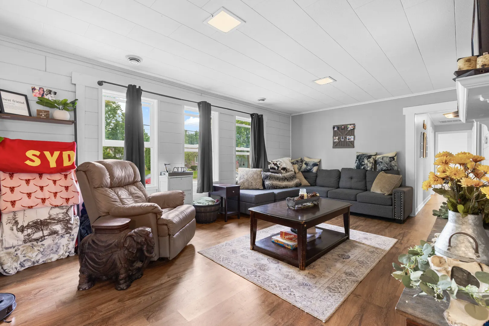 306 W Front Street IL