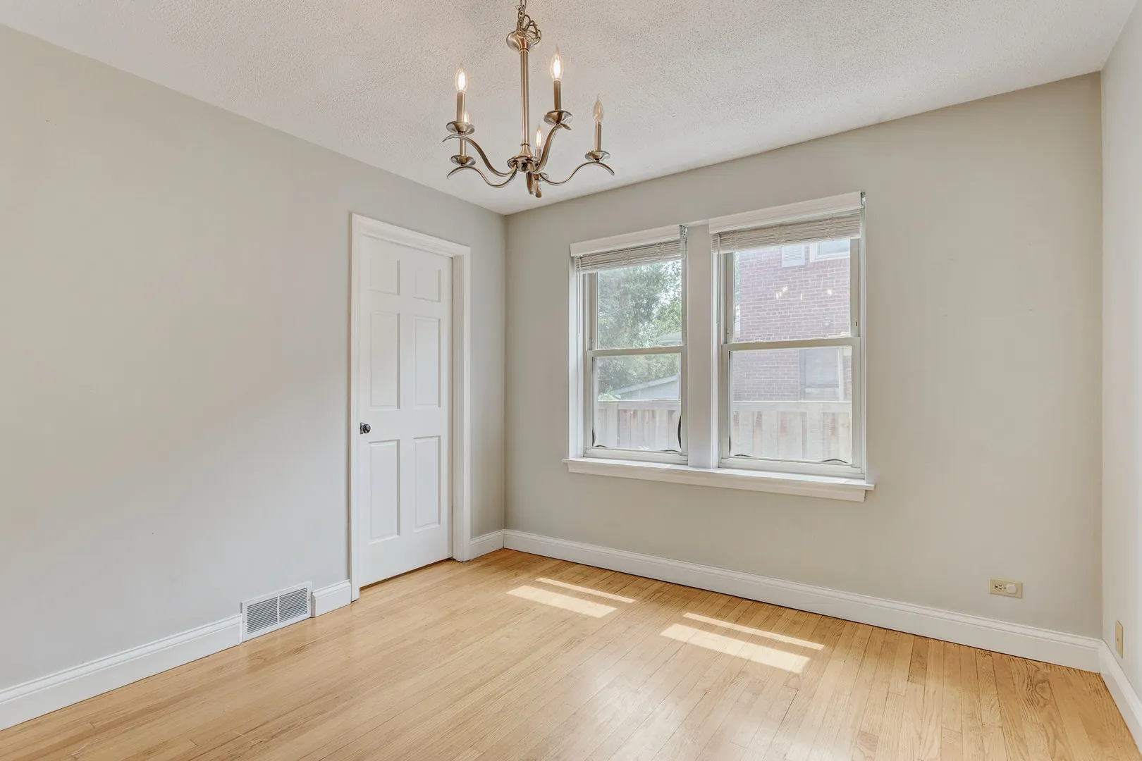 509 S Brainard Avenue IL