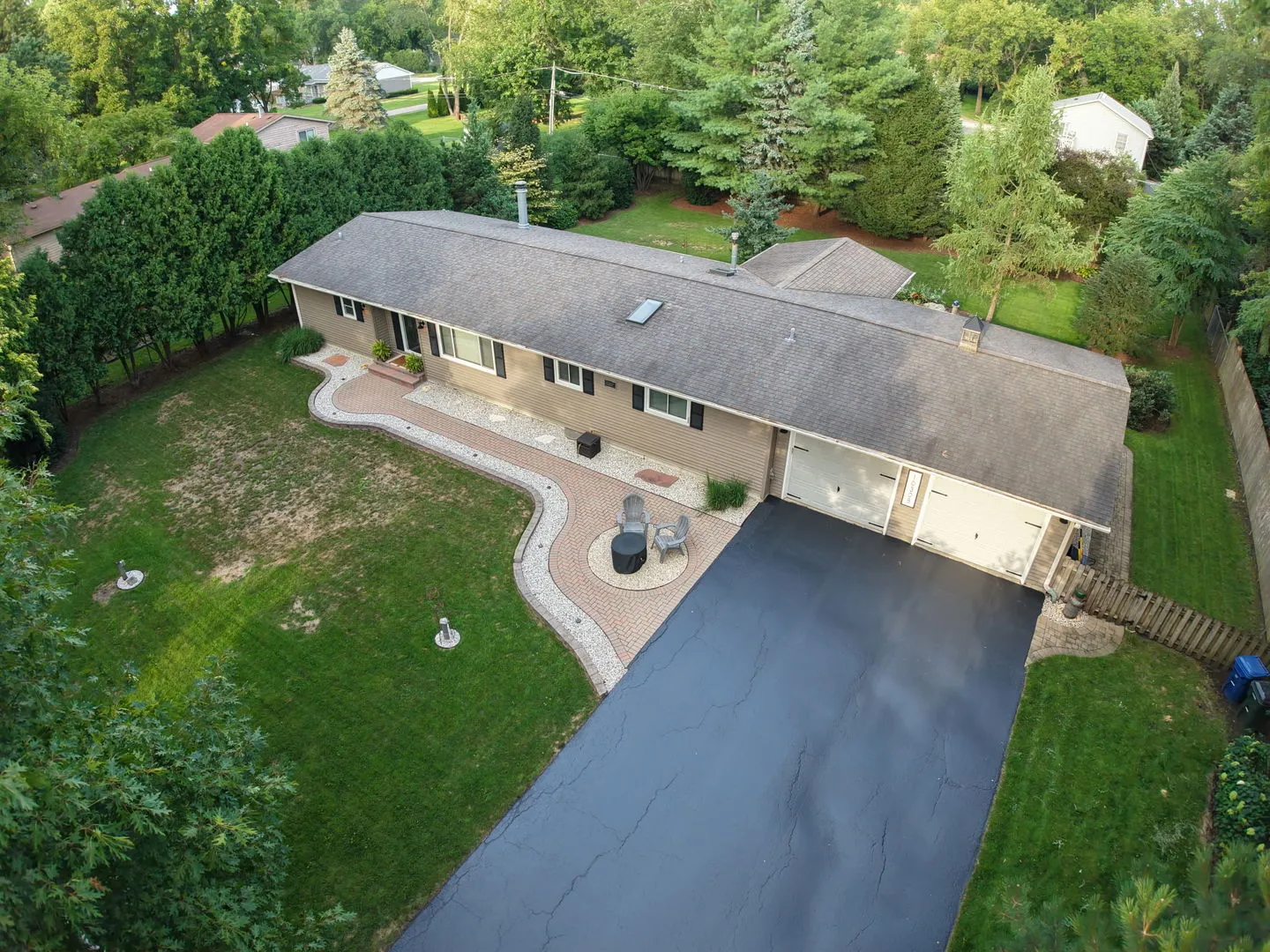 10308 Kenilworth Avenue IL