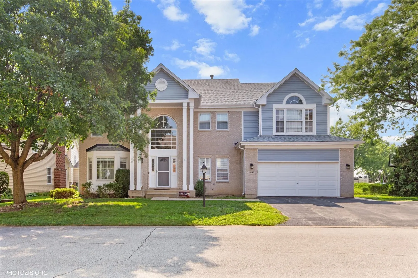 1456 Della Drive IL