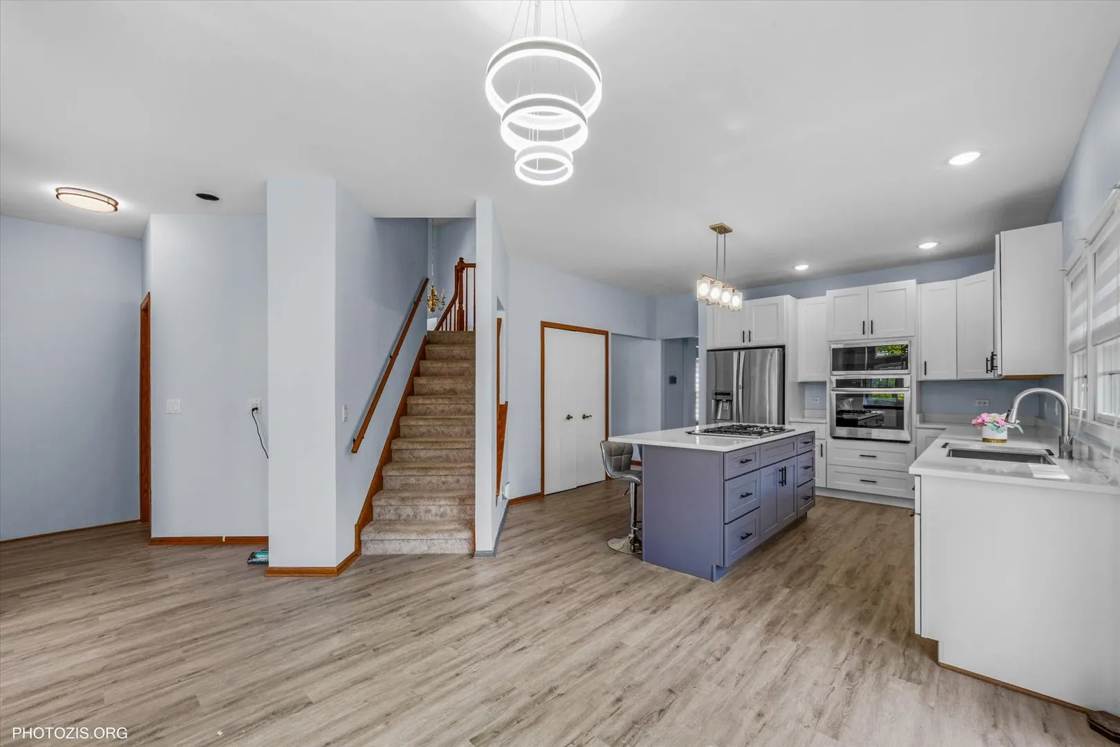 1456 Della Drive IL