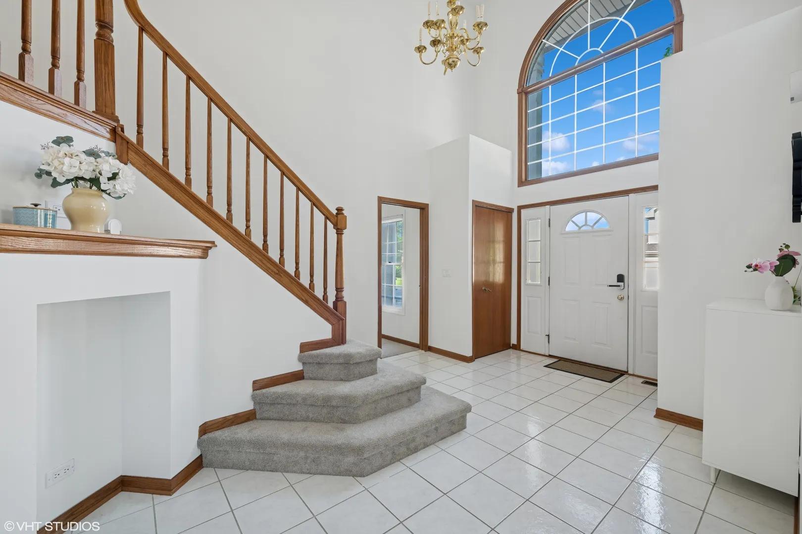 1456 Della Drive IL