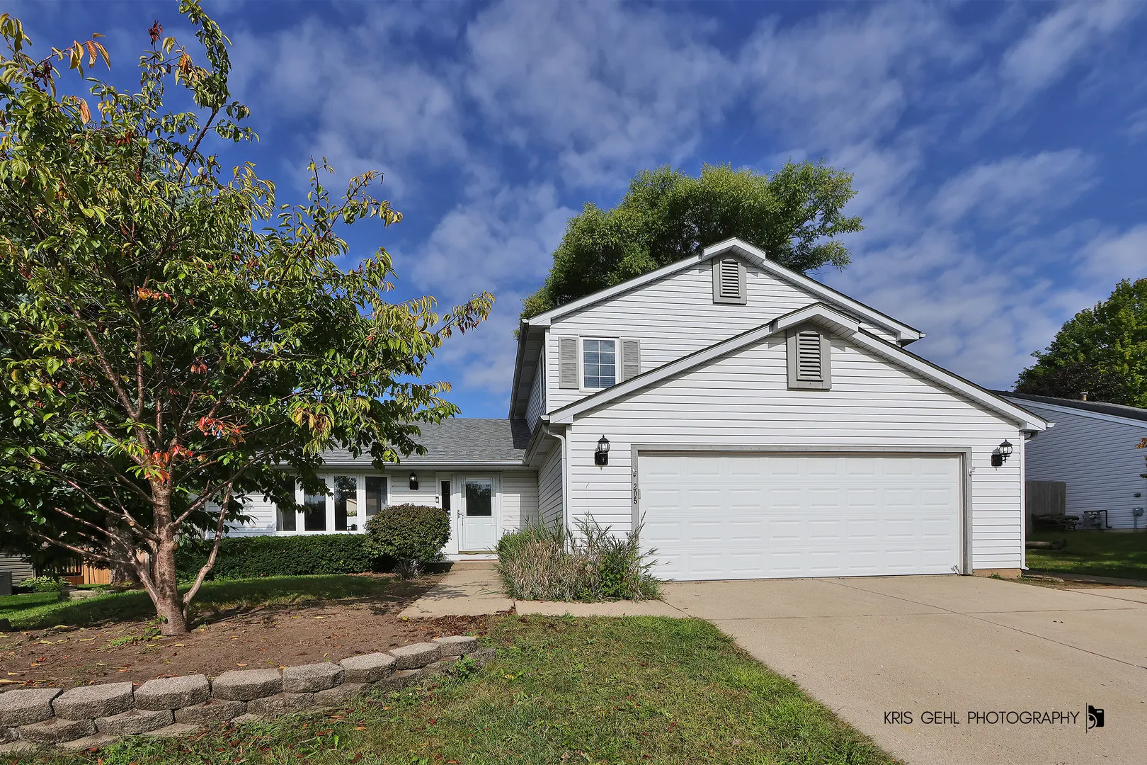 205 S Cross Trail IL