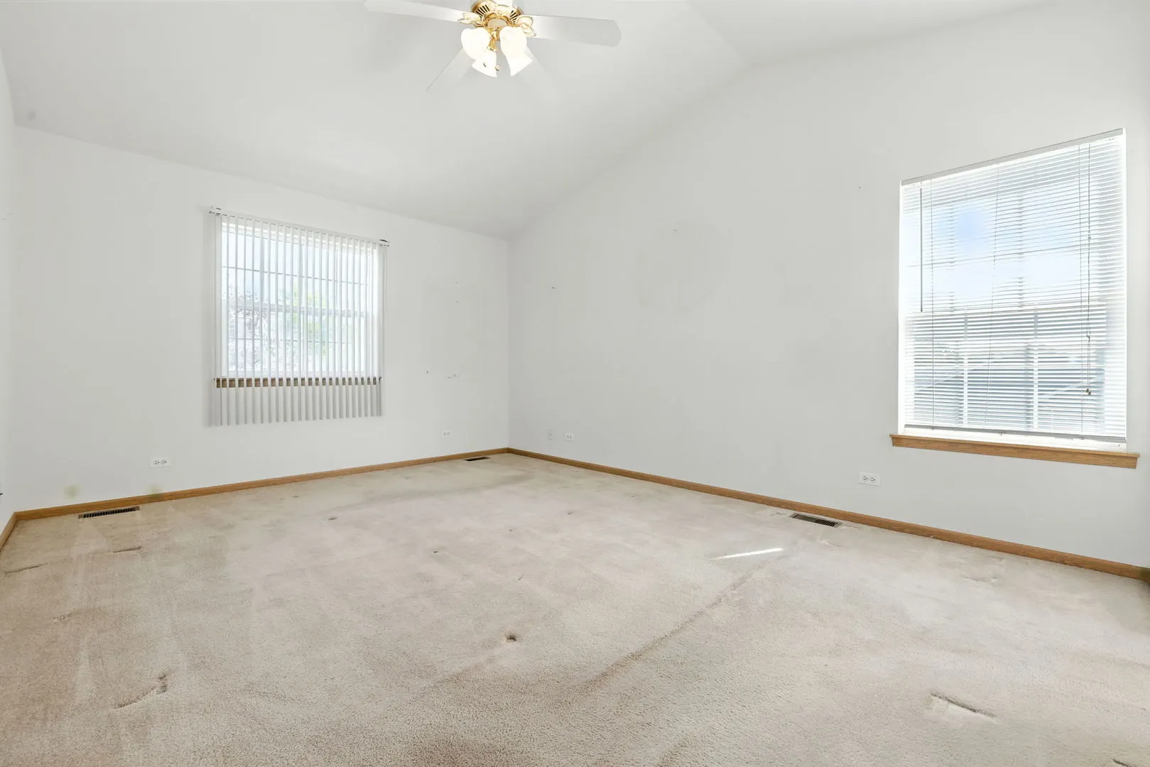 2218 Matthew Place IL