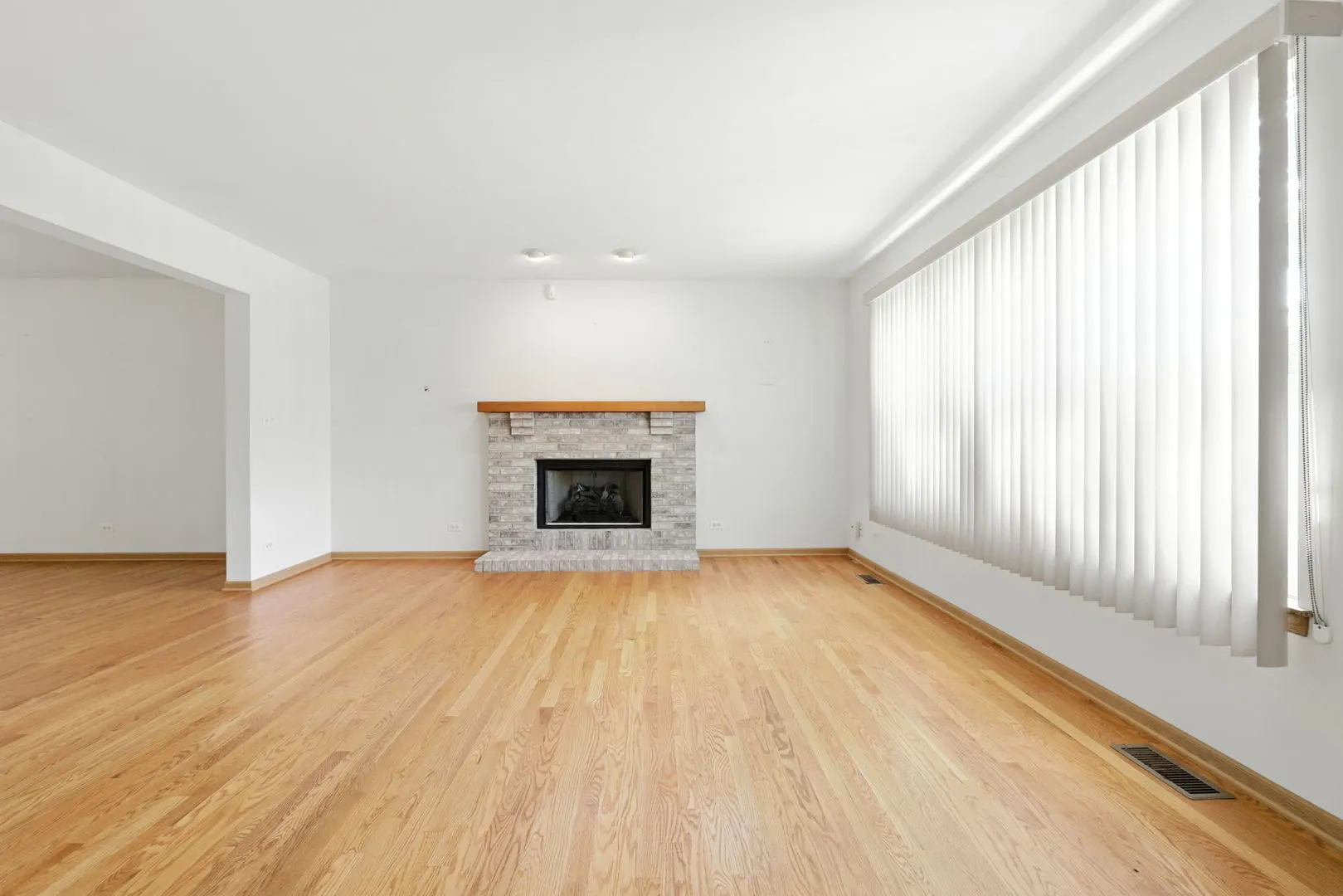 2218 Matthew Place IL