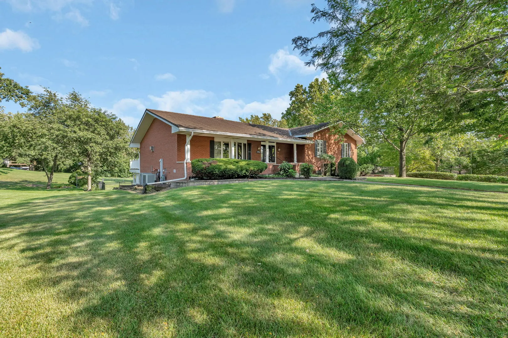 5650 Barrington Road IL