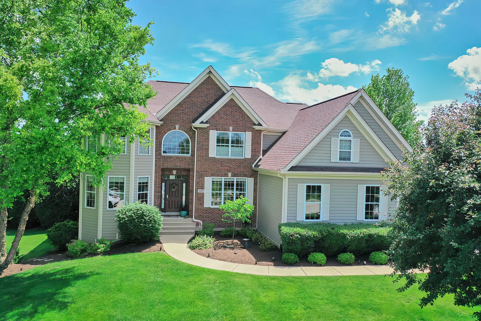 6805 Burning Tree Circle IL