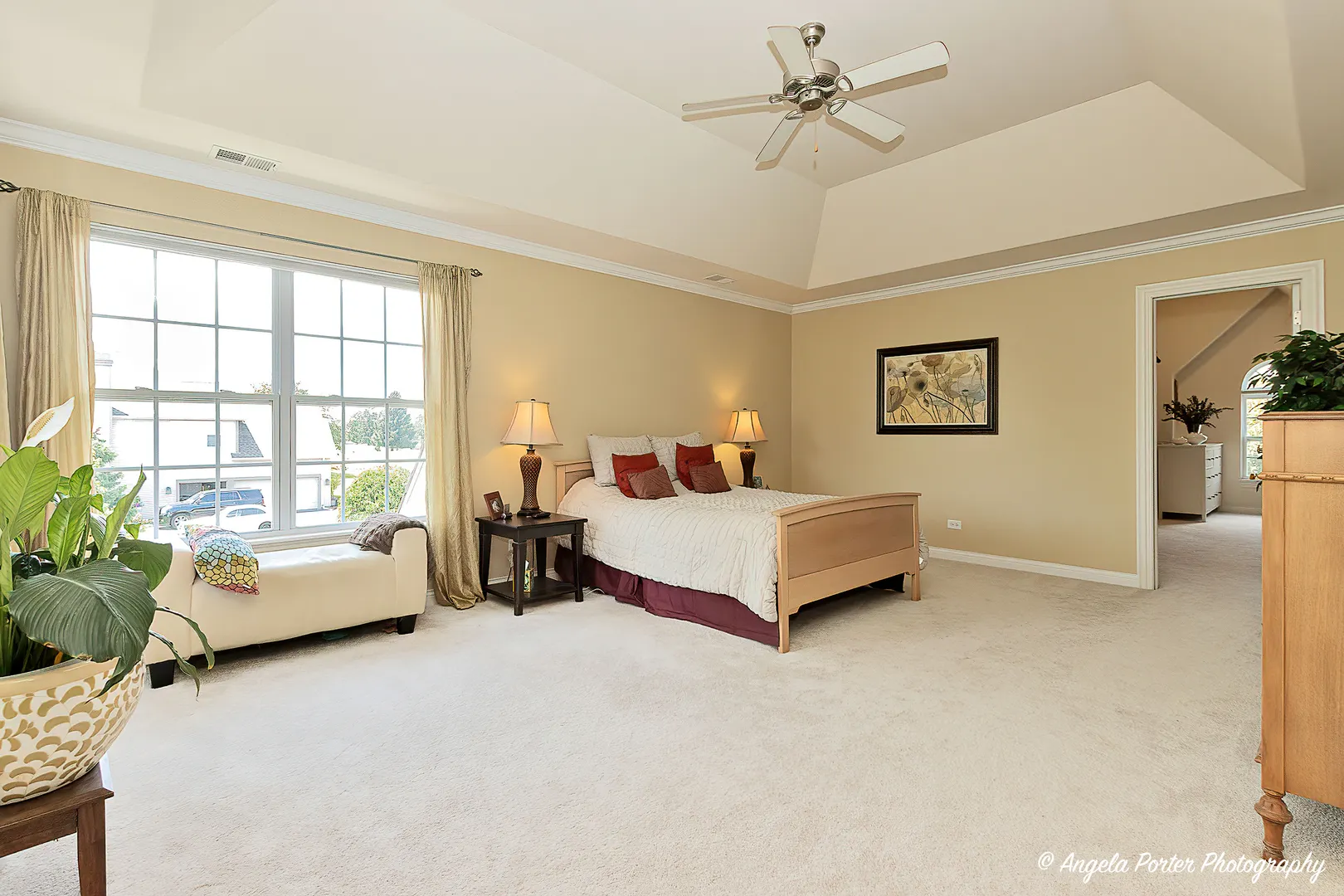 6805 Burning Tree Circle IL