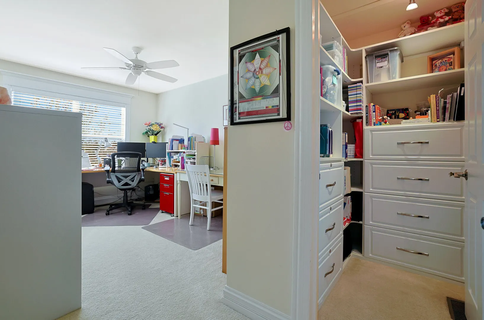 1053 Hummingbird Way IL