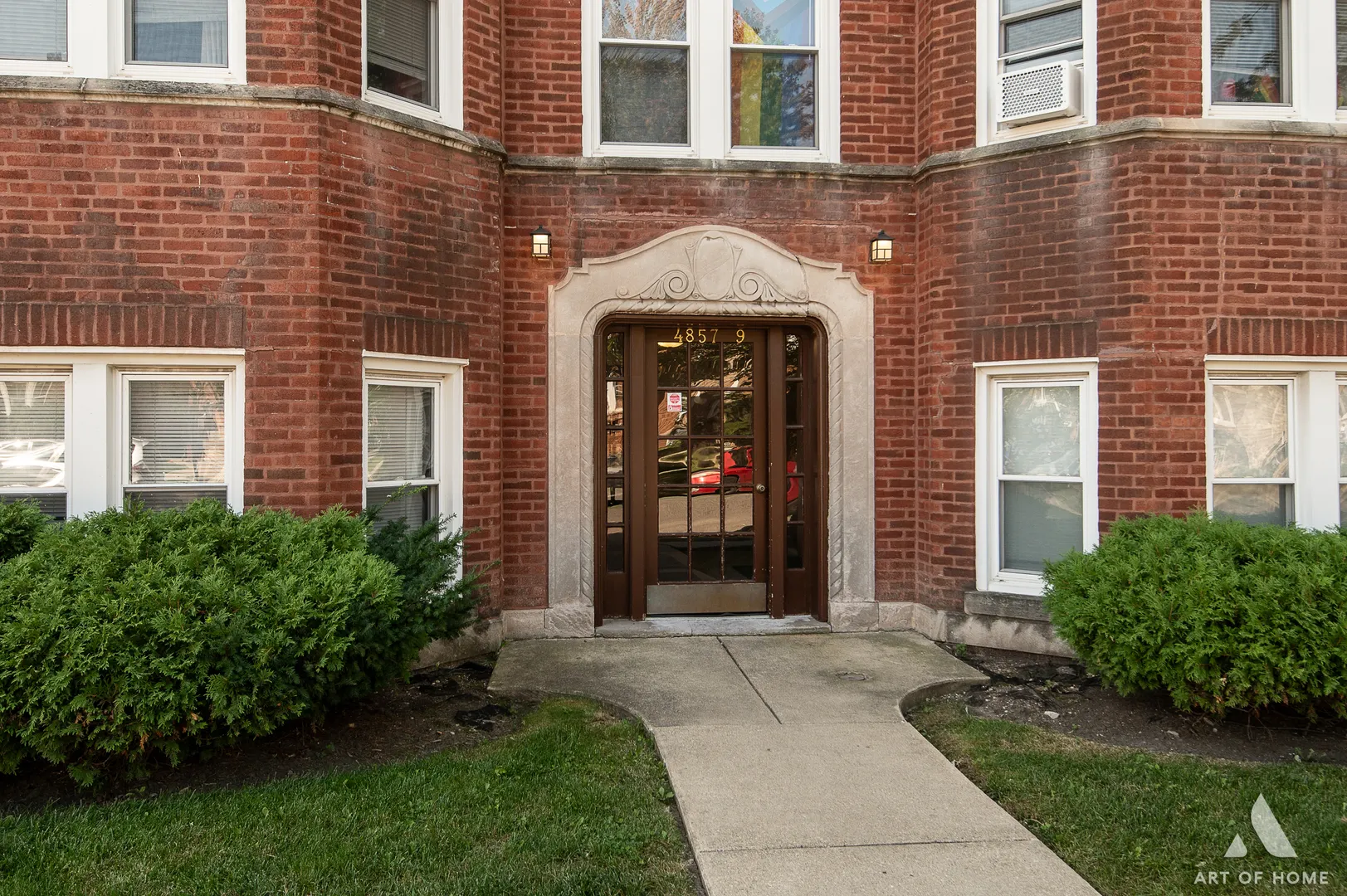 4857 W ROSCOE Street 2 IL