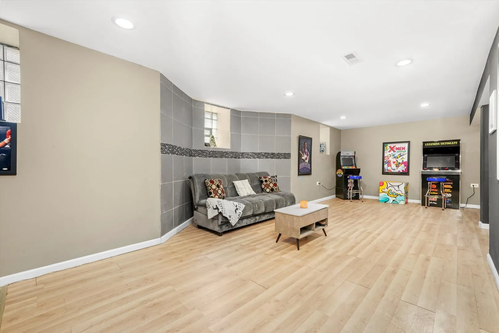 5516 W Cortez Street IL