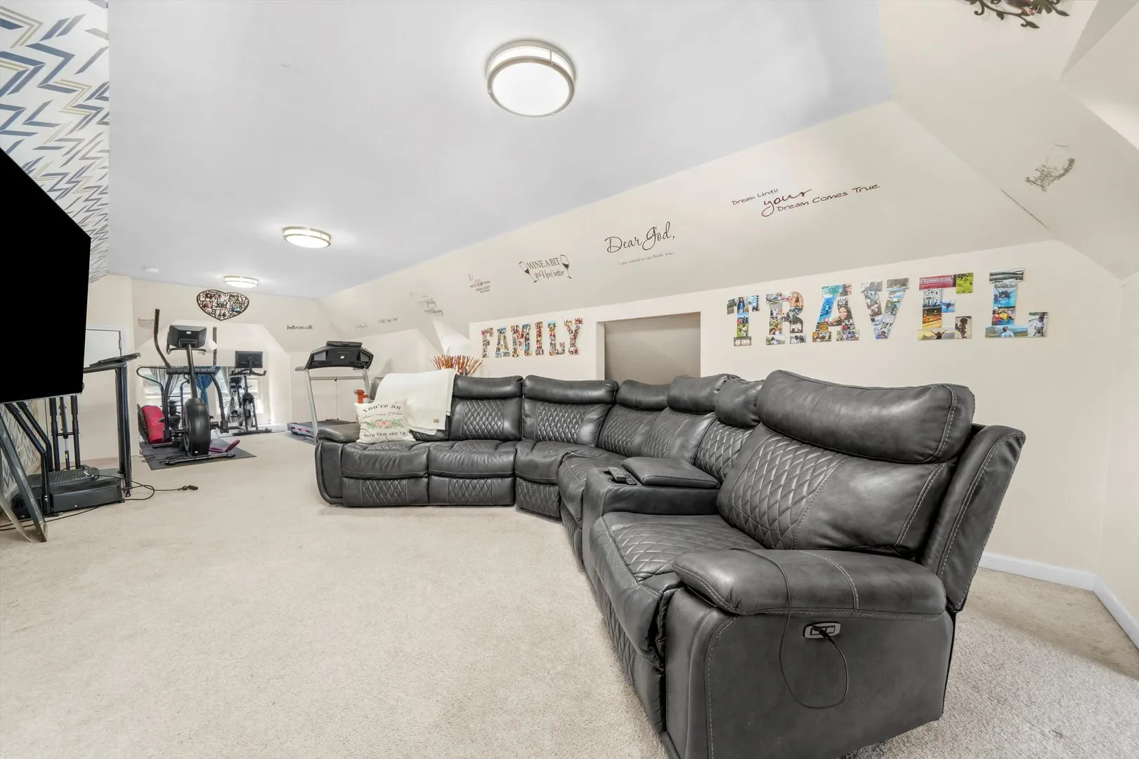 5516 W Cortez Street IL