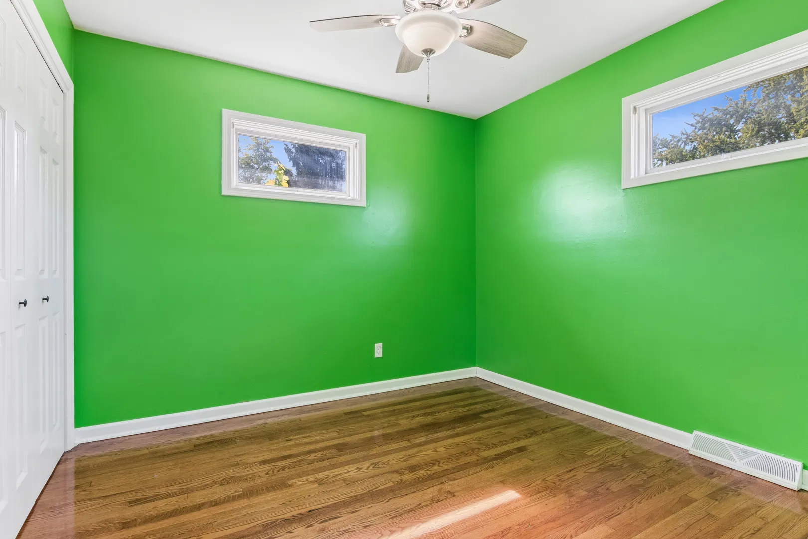 1807 Beach Road IL