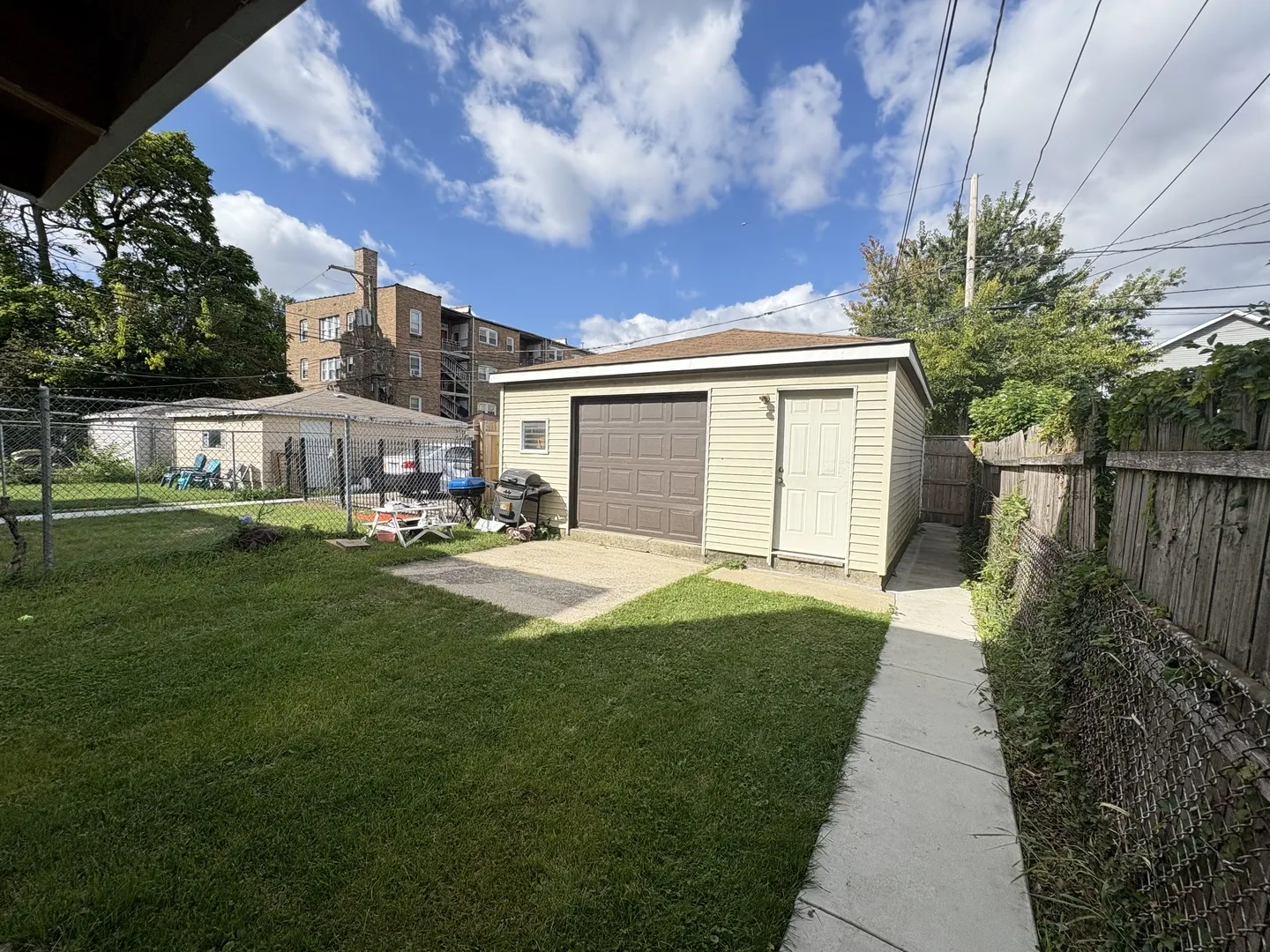 940 N Leclaire Avenue IL