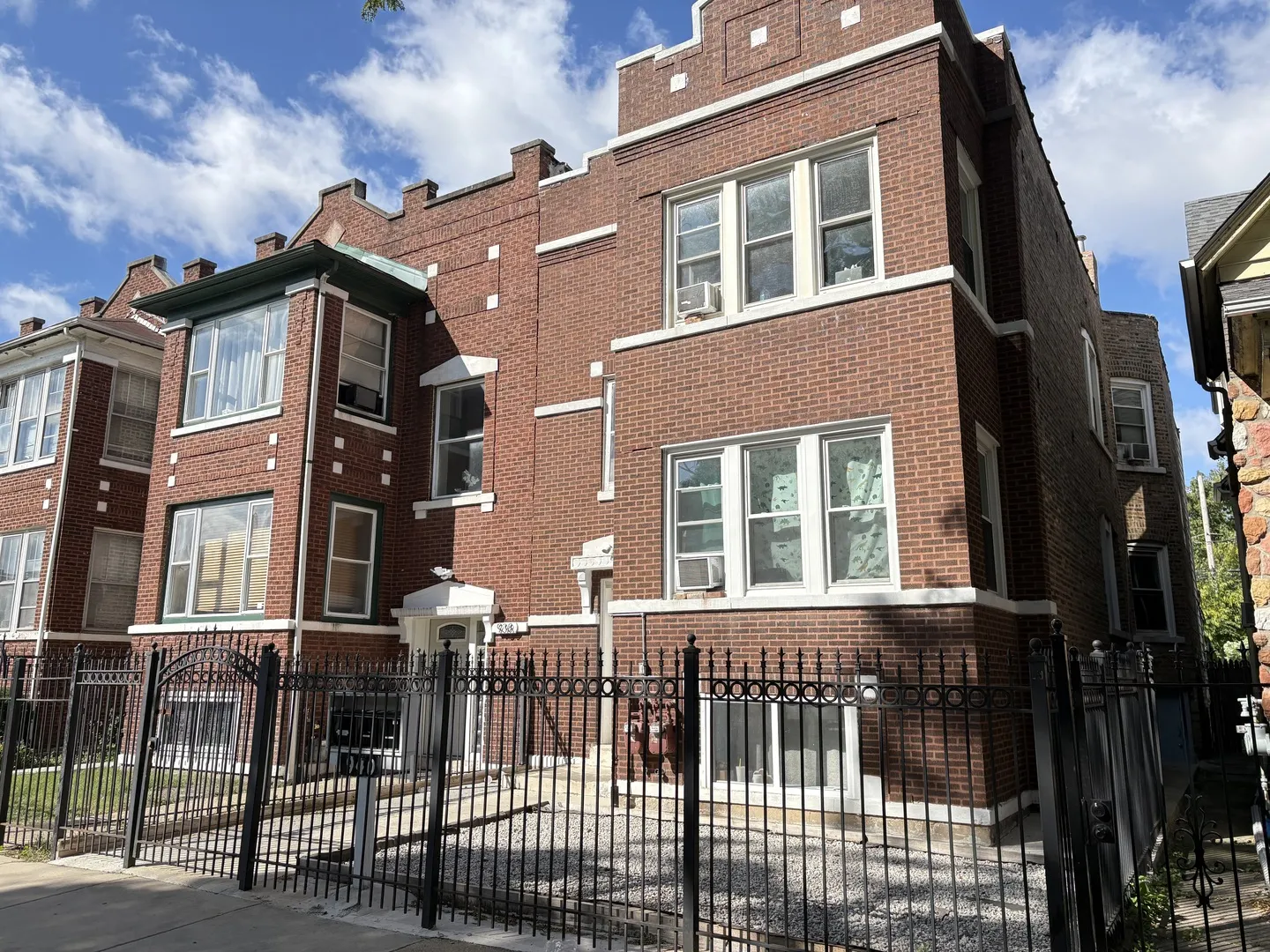 940 N Leclaire Avenue IL