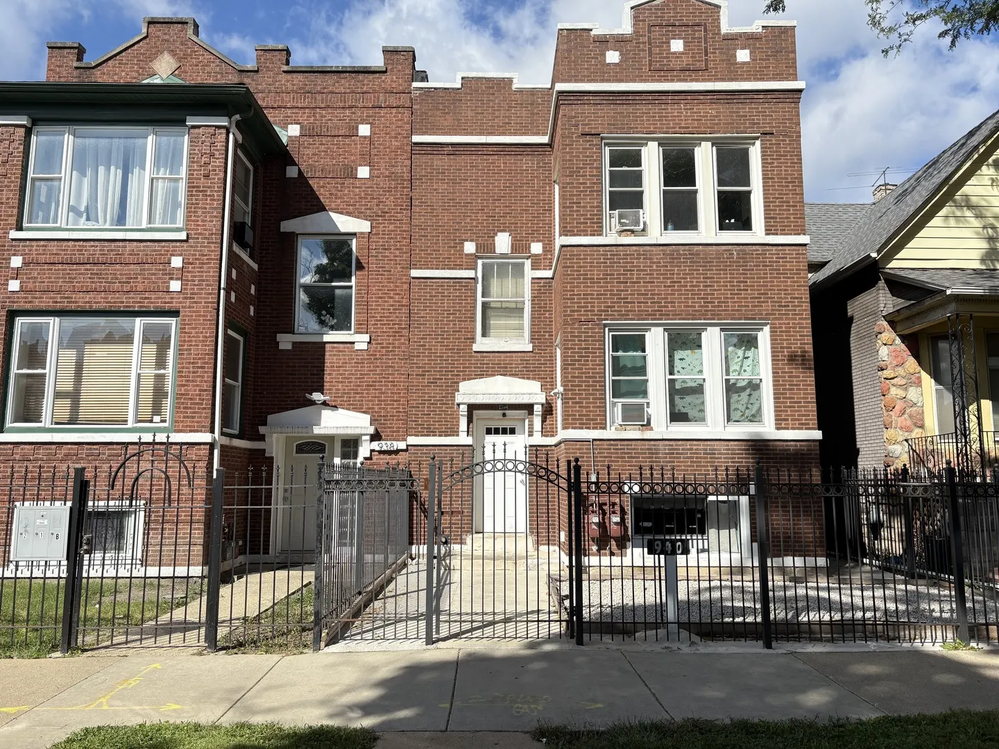 940 N Leclaire Avenue IL