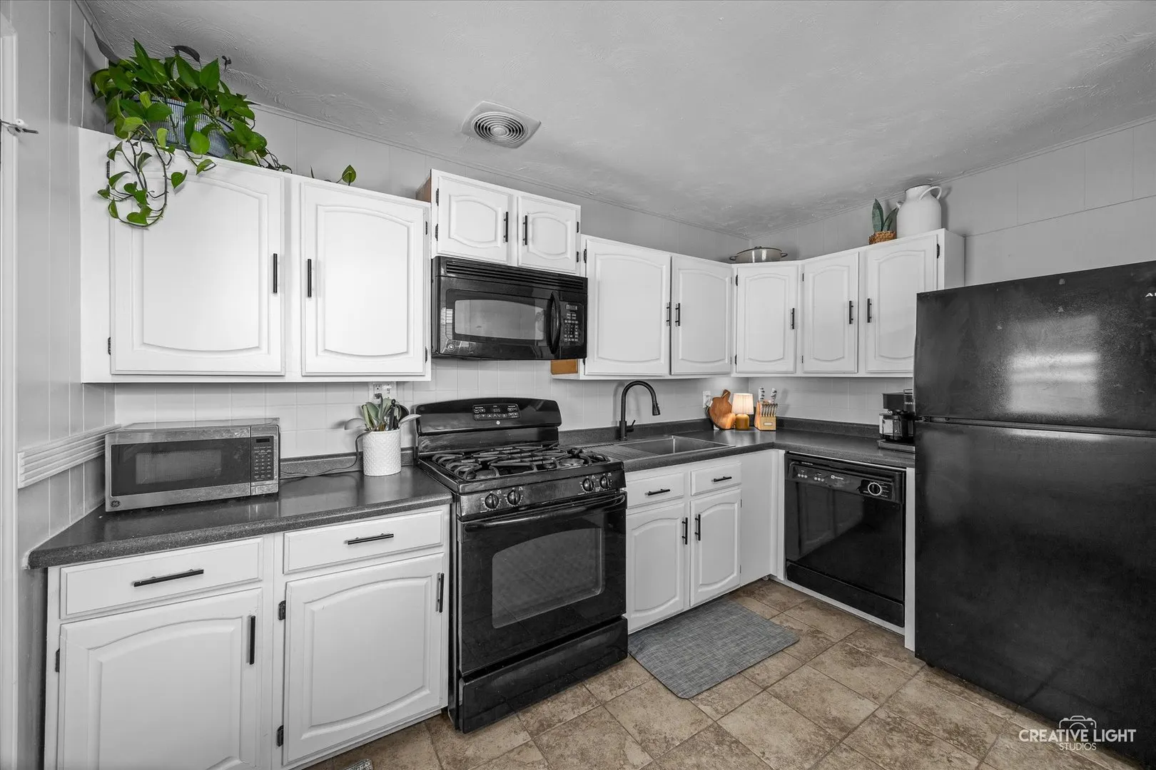 501 Spring Avenue IL