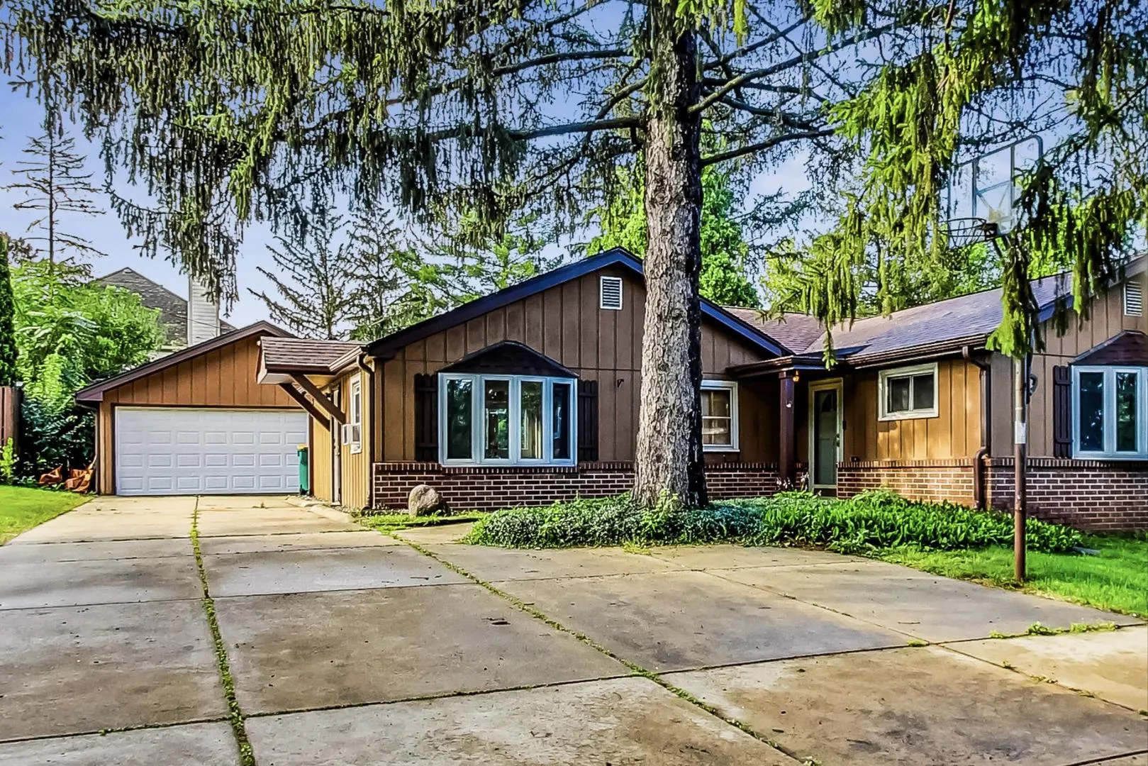 129 E 55th Street IL