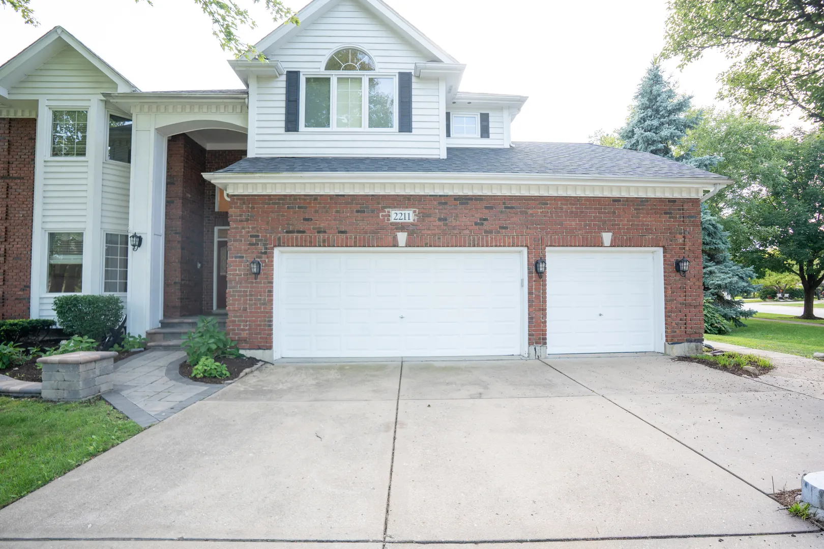 2211 Skylane Drive IL