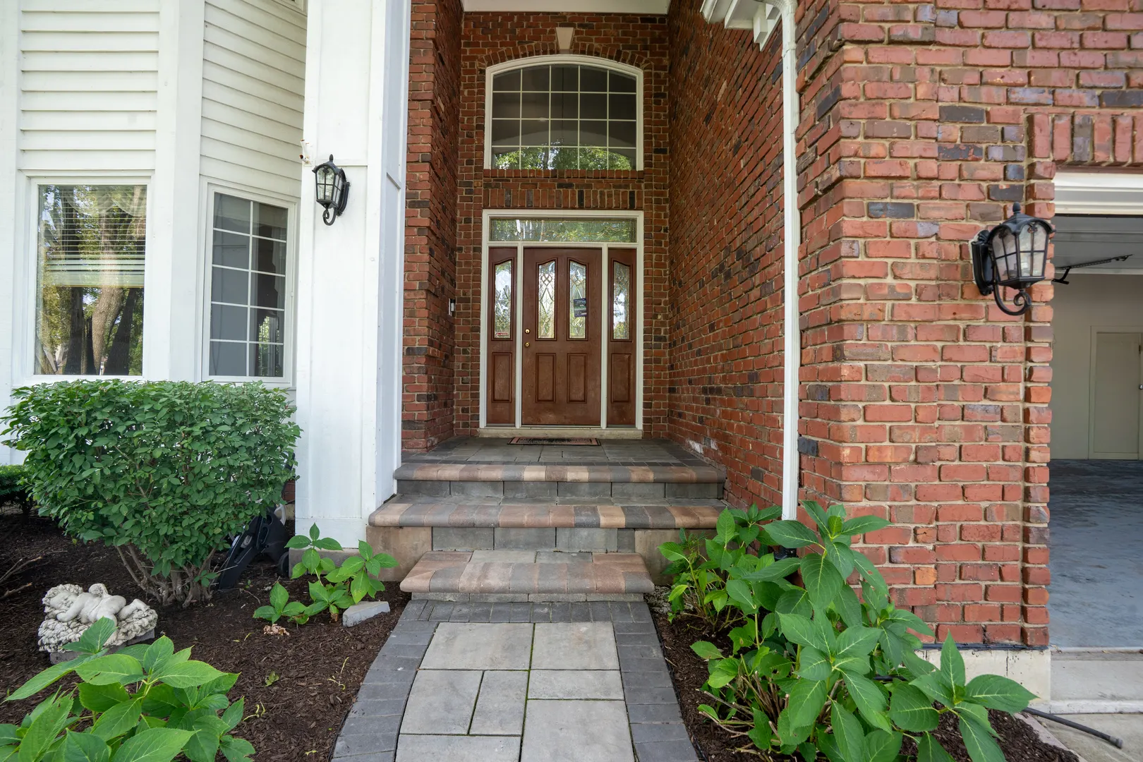 2211 Skylane Drive IL