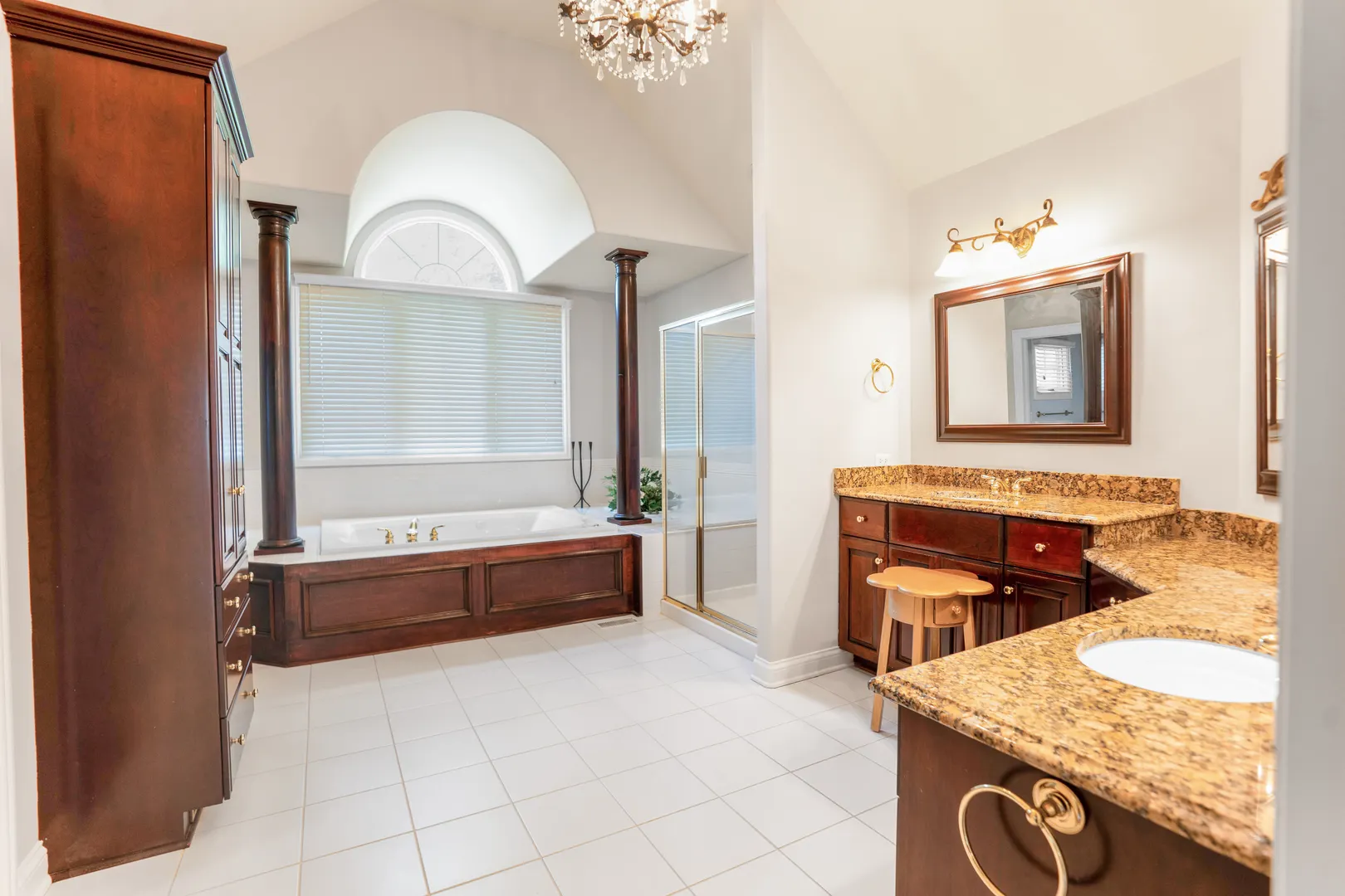 2211 Skylane Drive IL
