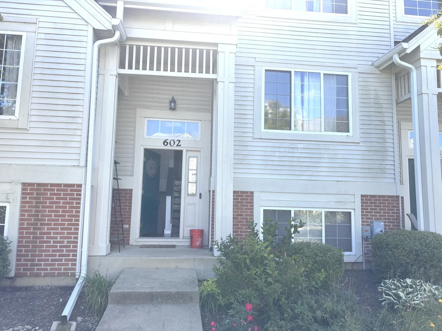 602 S Rosehall Lane IL
