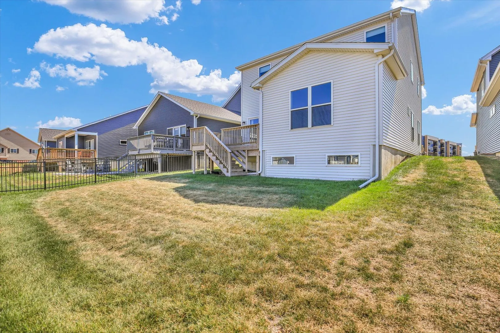 4508 Legends Drive IL