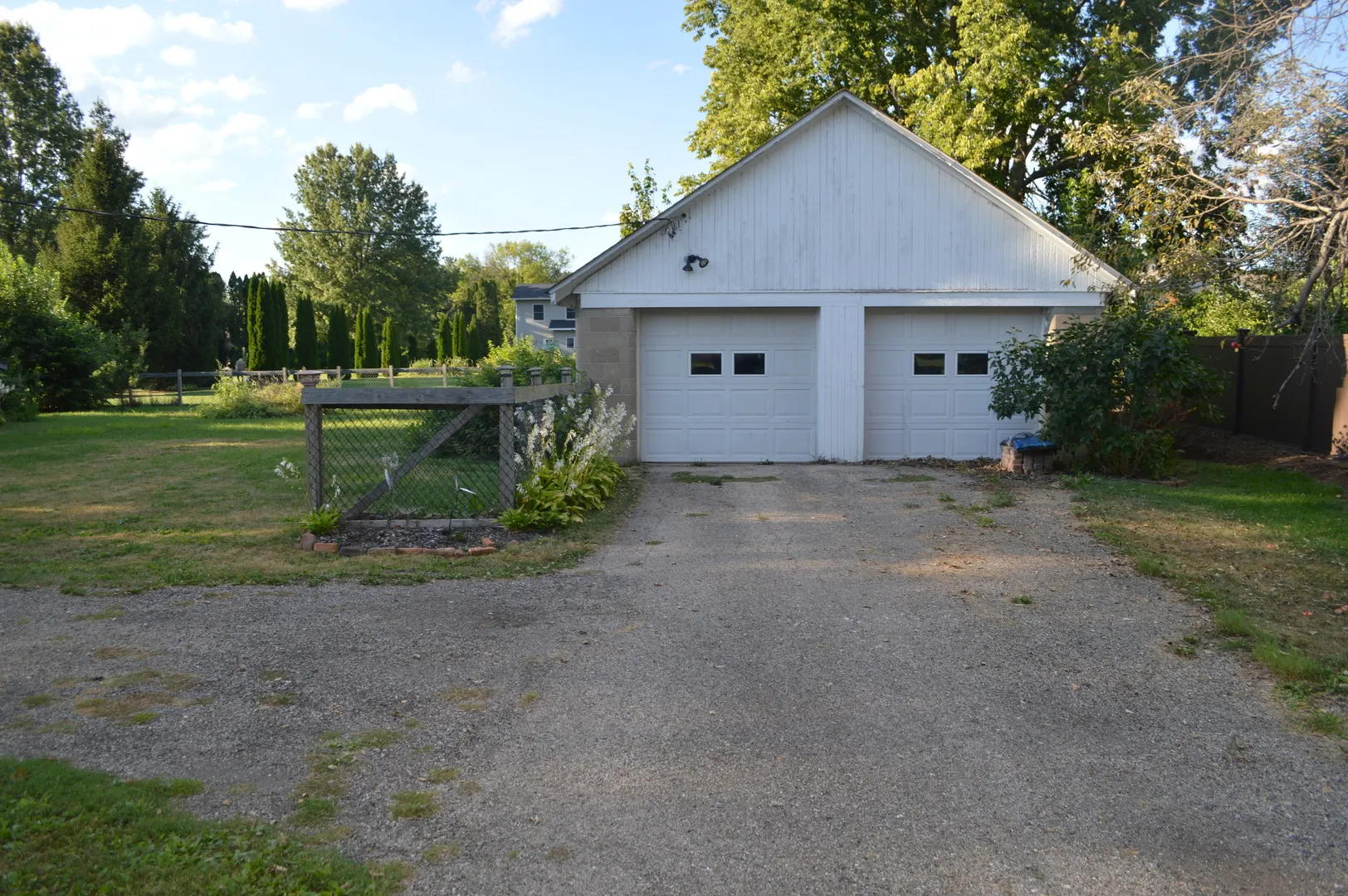1007 W Farnham Street IL