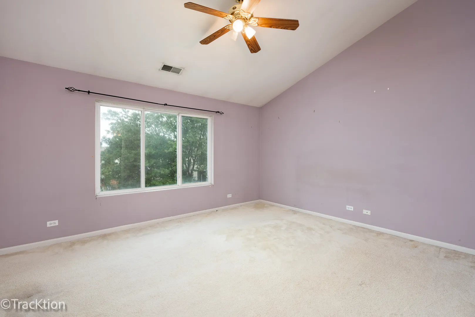 712 BLOSSOM Court IL