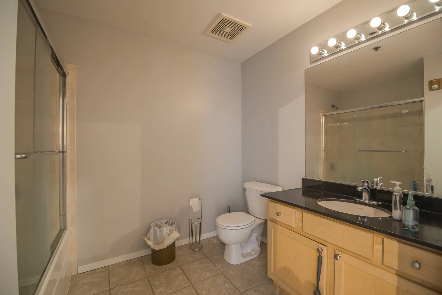 933 W VAN BUREN Street 609 IL