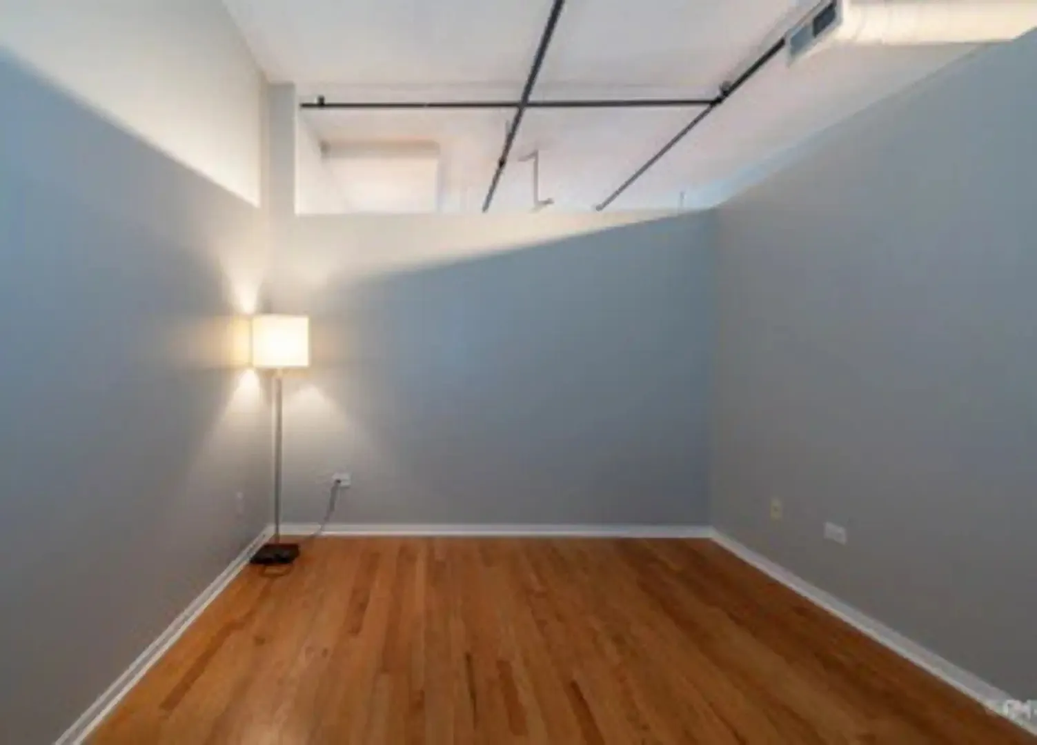 933 W VAN BUREN Street 609 IL
