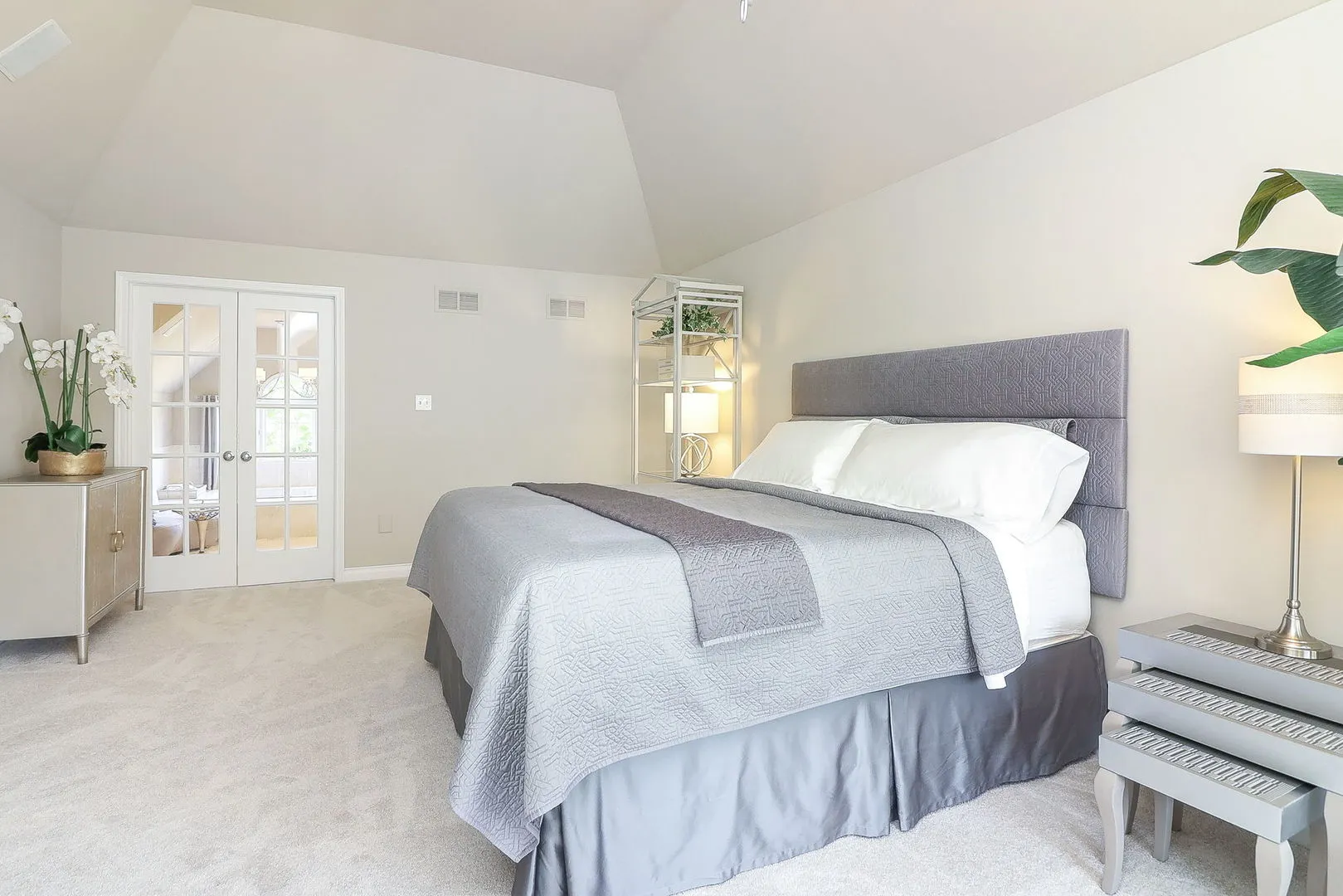 2228 Foxboro Lane IL