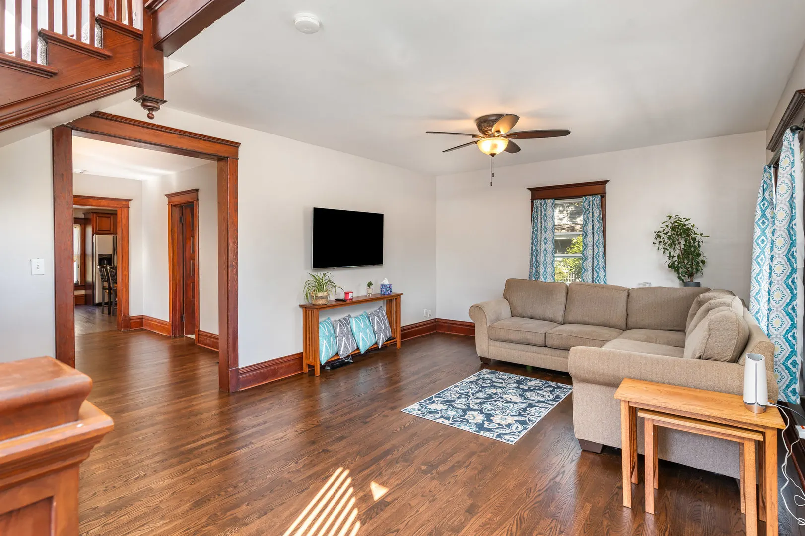 408 E Lincoln Avenue IL