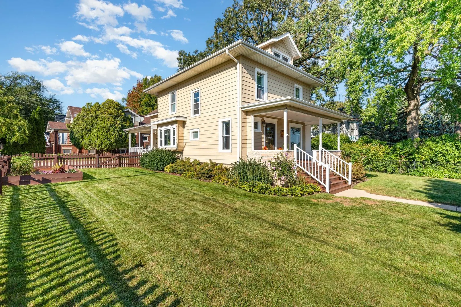 408 E Lincoln Avenue IL