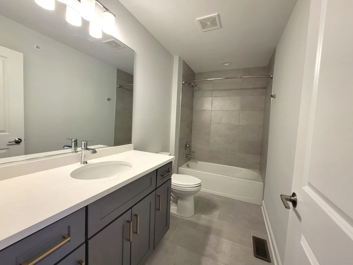 1257 Gateway Court IL