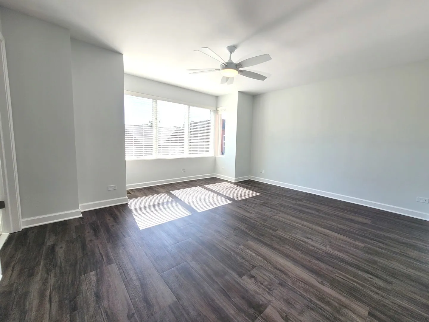 1257 Gateway Court IL