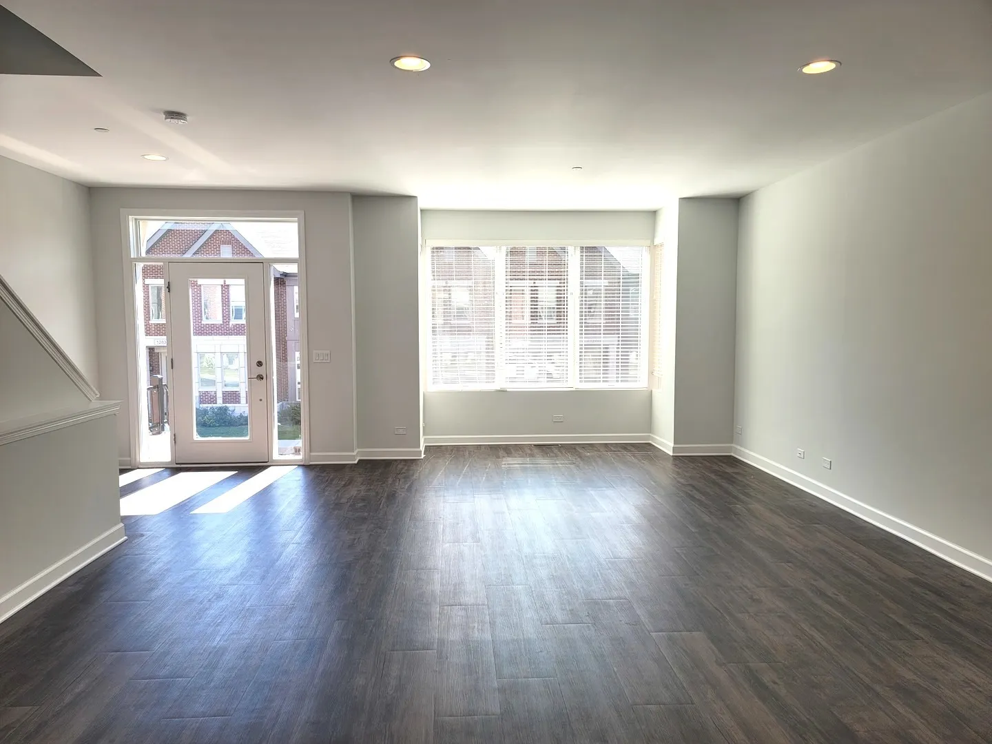 1257 Gateway Court IL