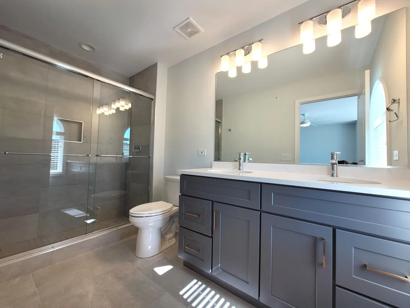 1257 Gateway Court IL