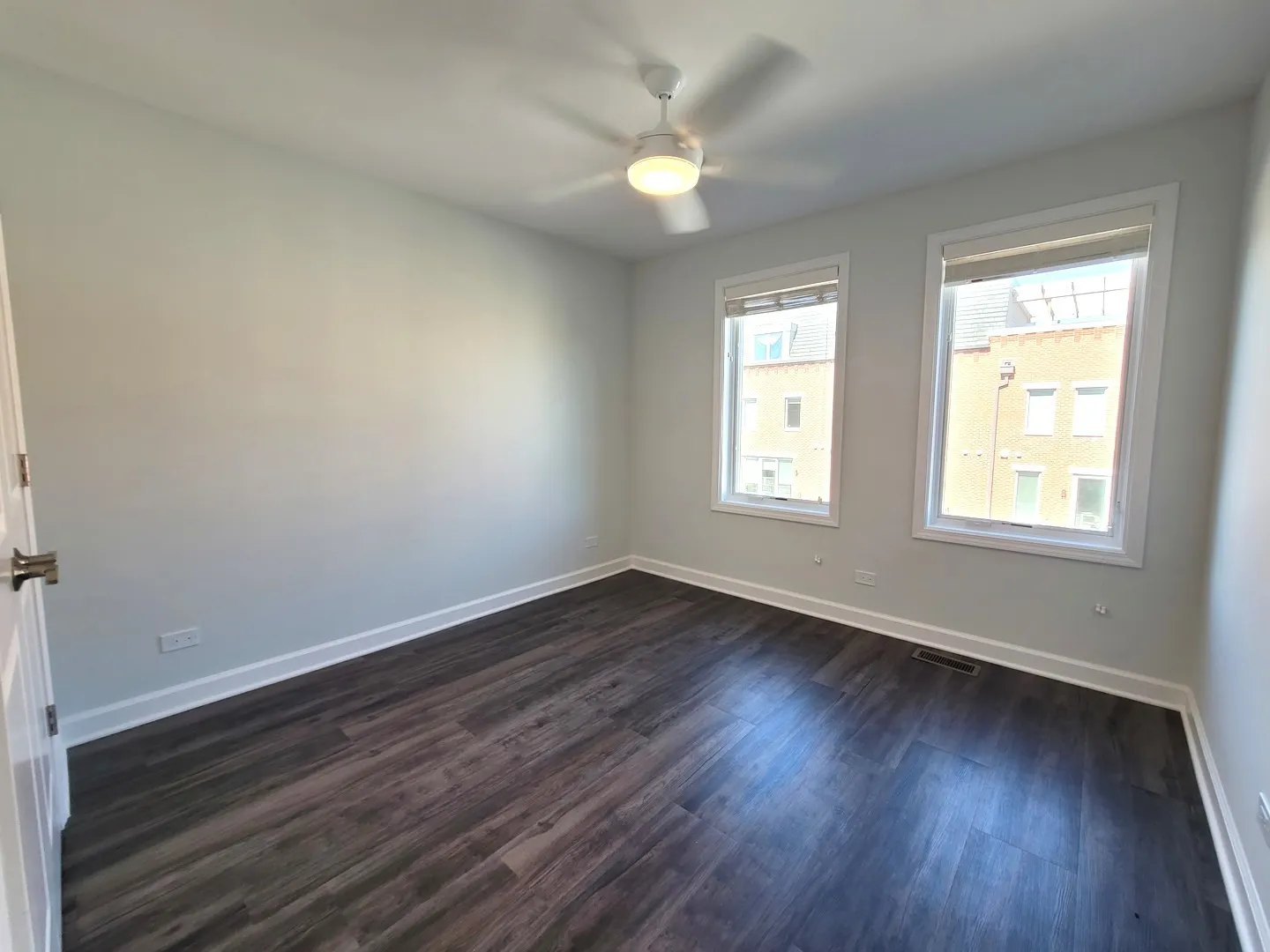 1257 Gateway Court IL