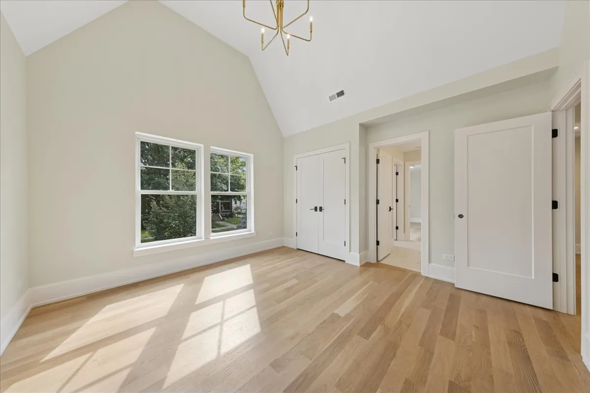 334 S Ashland Avenue IL