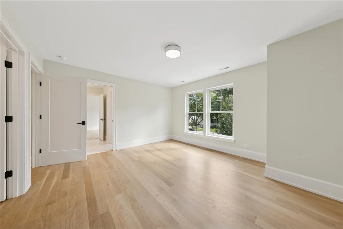 334 S Ashland Avenue IL