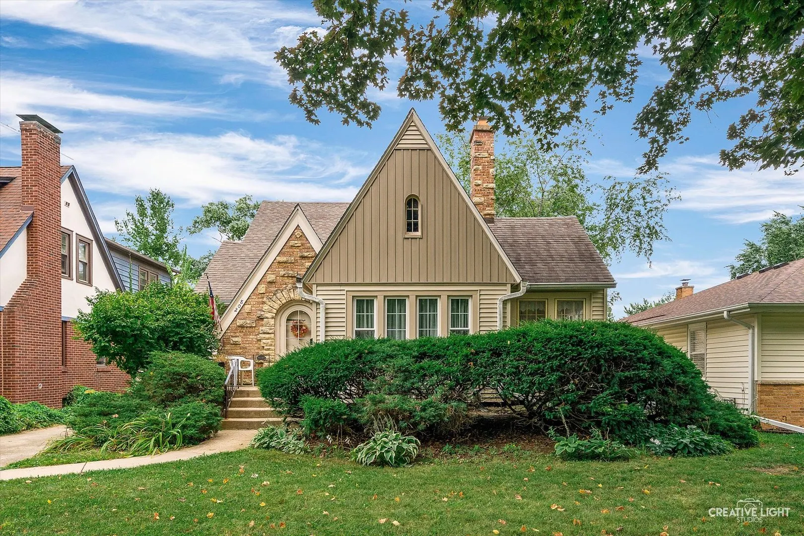 208 Ingleside Avenue IL
